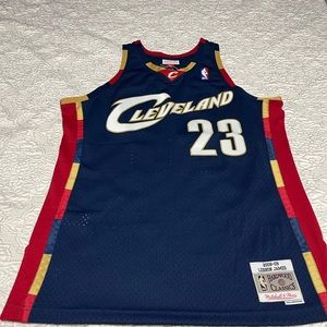 Size Large Lebron James 08-09 Mitchell and Ness swingman jersey worn 1x